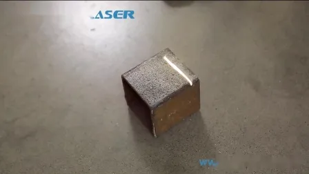 Máquina de limpeza a laser portátil 100W / 200W para remoção de ferrugem a laser