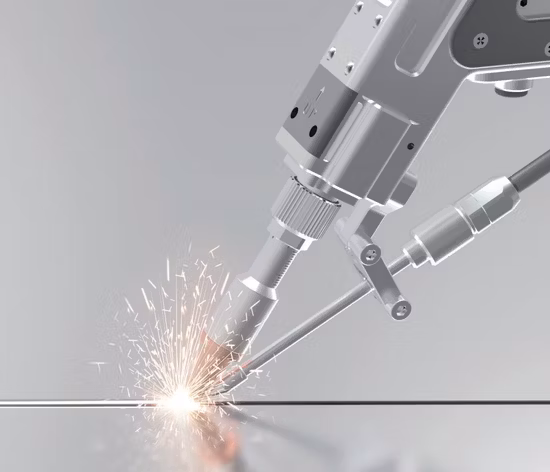 Canton Fair Venda quente 3 em 1 Máquina de limpeza a laser de fibra portátil para corte e limpeza de soldagem